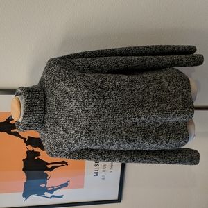 H&M wool turtleneck knit sweater US size S
